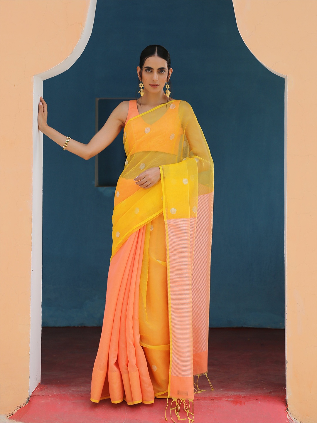 

Swtantra Peach-Coloured & Yellow Woven Design Silk Cotton Chanderi Saree