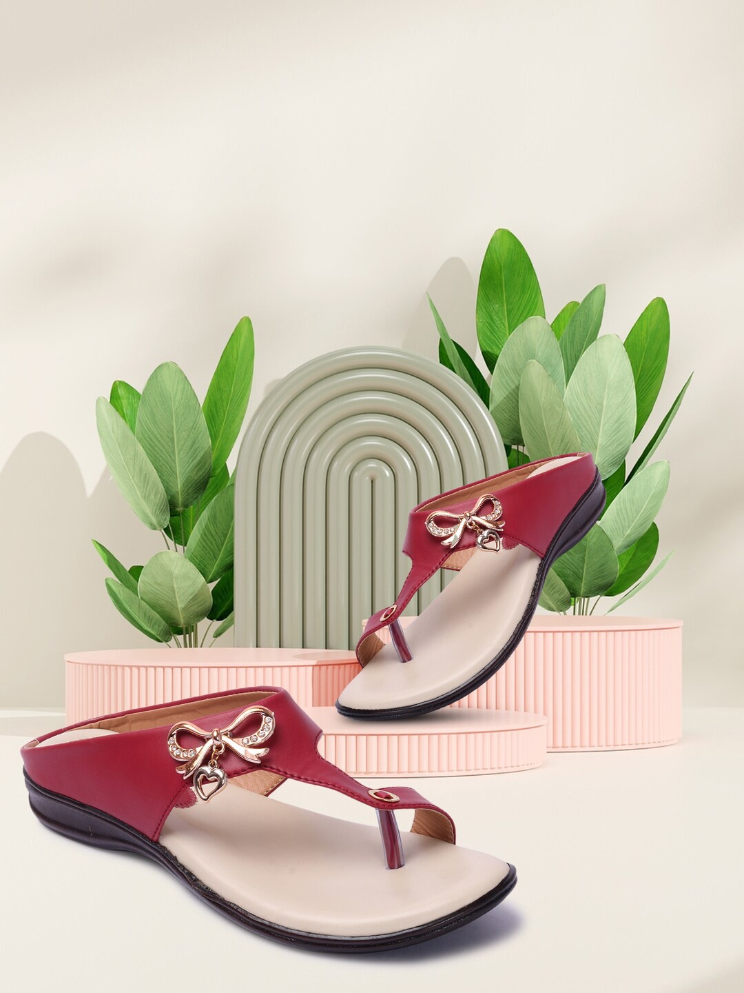 

Longwalk Women Maroon Solid One Toe Flats with Bow
