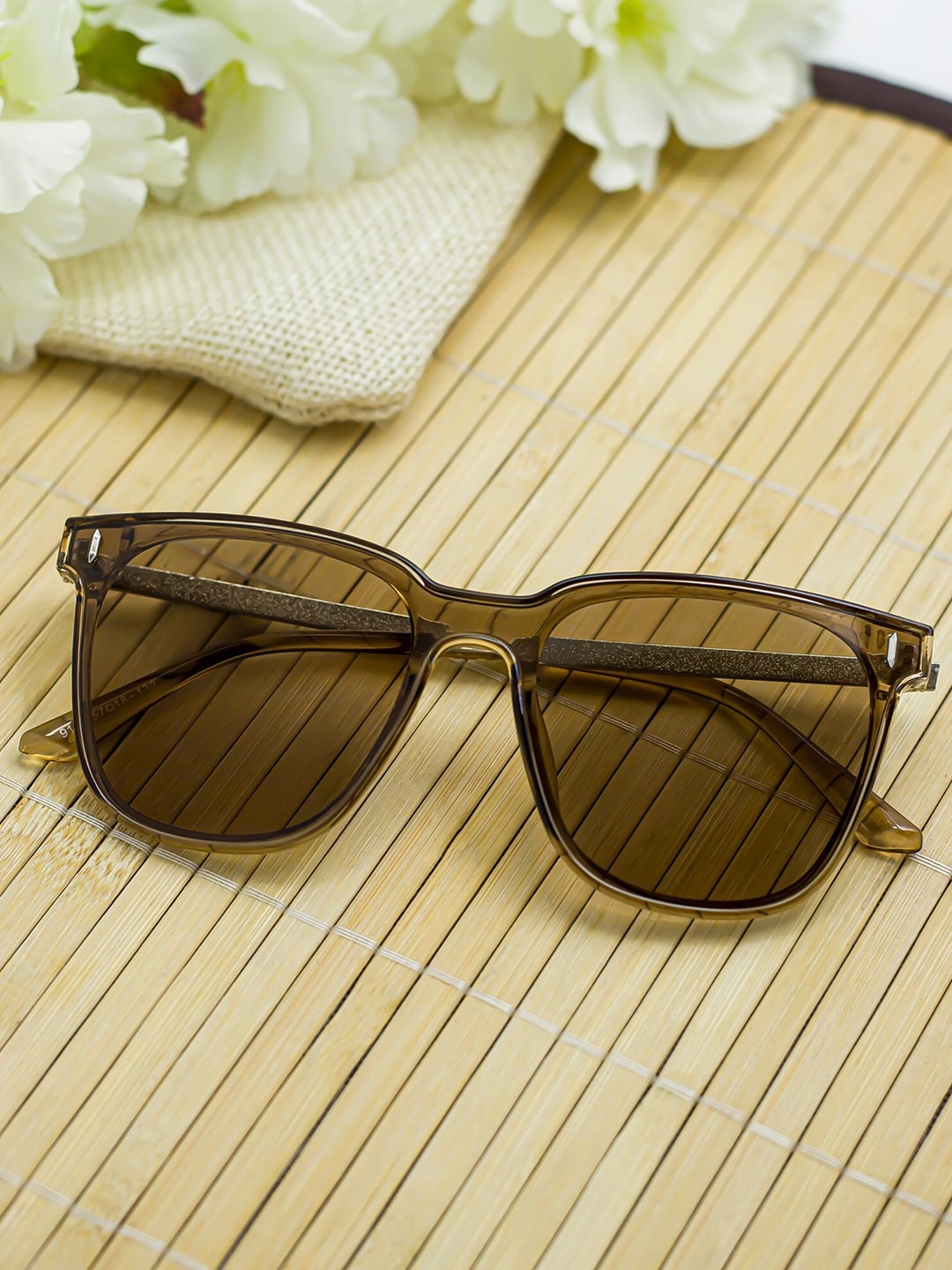 

Bellofox Unisex Brown Lens & Steel-Toned Oversized Sunglasses