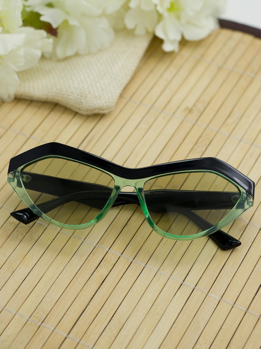 

Bellofox Women Grey Lens & Green Cateye Sunglasses BS1900-0522-Green