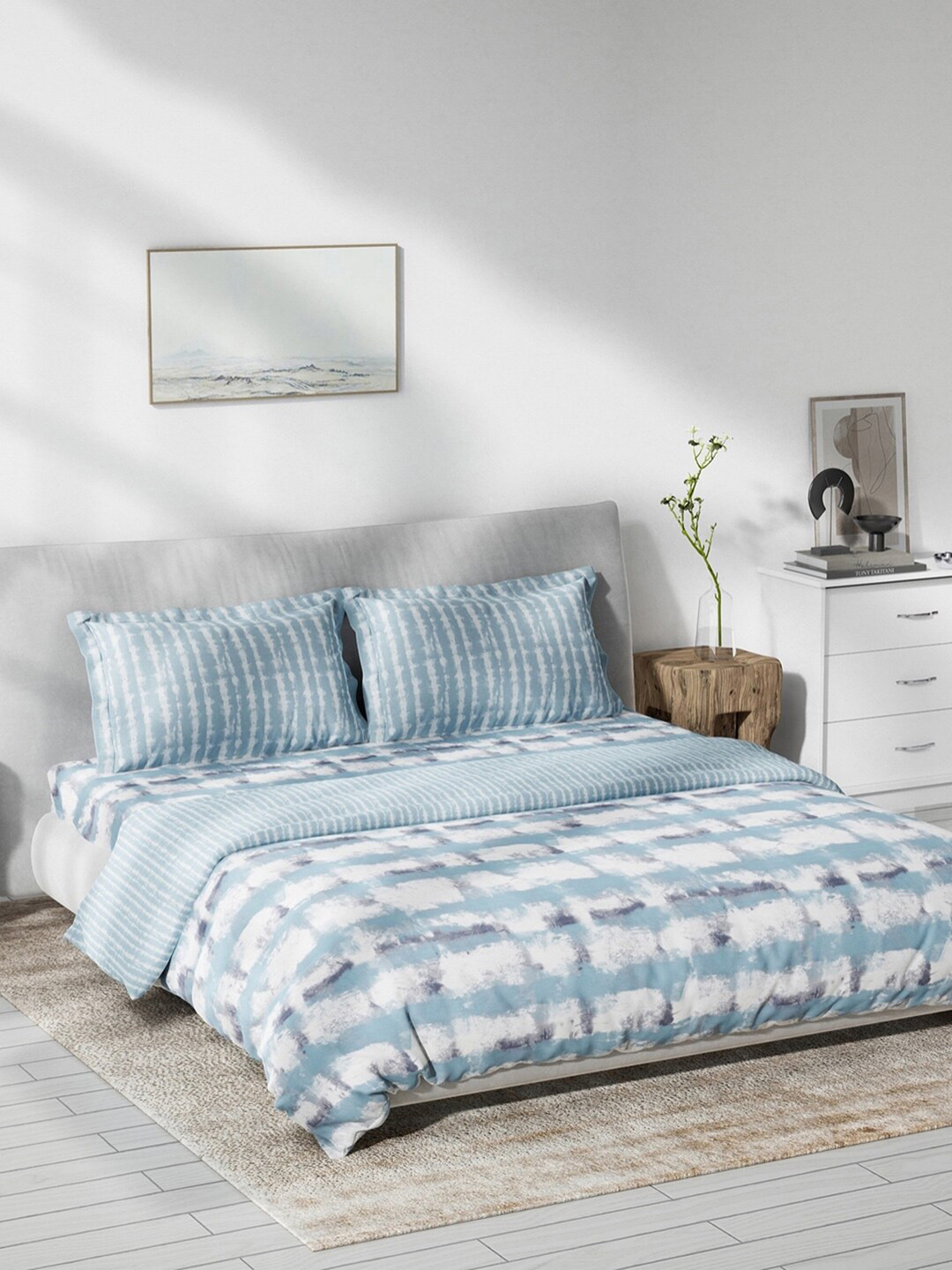 

DDecor Blue & White Checked Cotton Double Queen Bedding Set