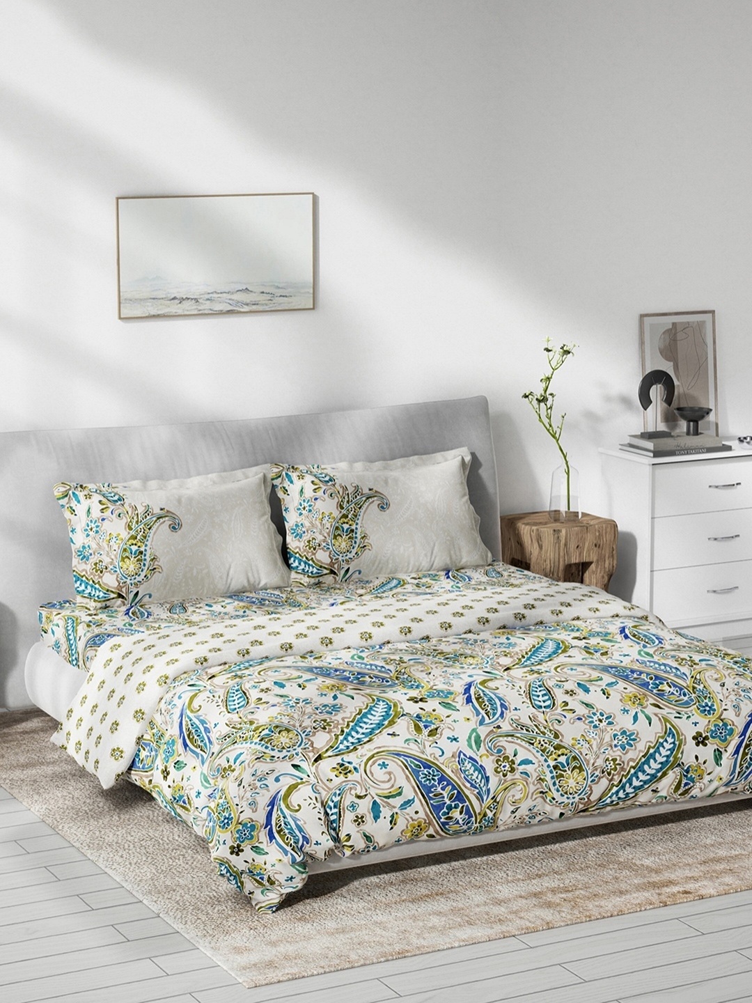 

DDecor Turquoise Blue & Green Printed Double Queen Bedding Set