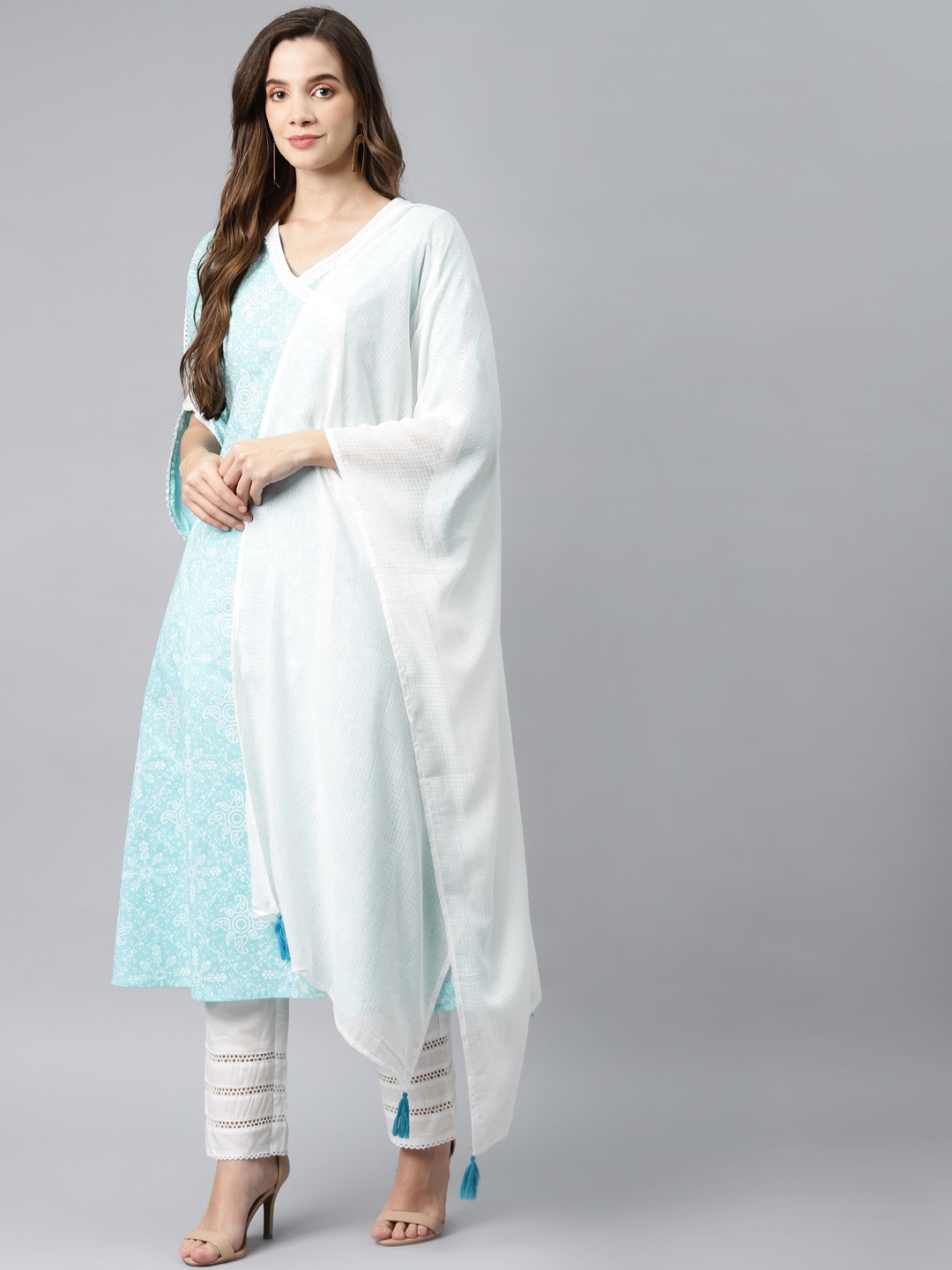 

Hatheli Women Turquoise Blue Floral Printed Angrakha Pure Cotton Kurta with Palazzos & With Dupatta