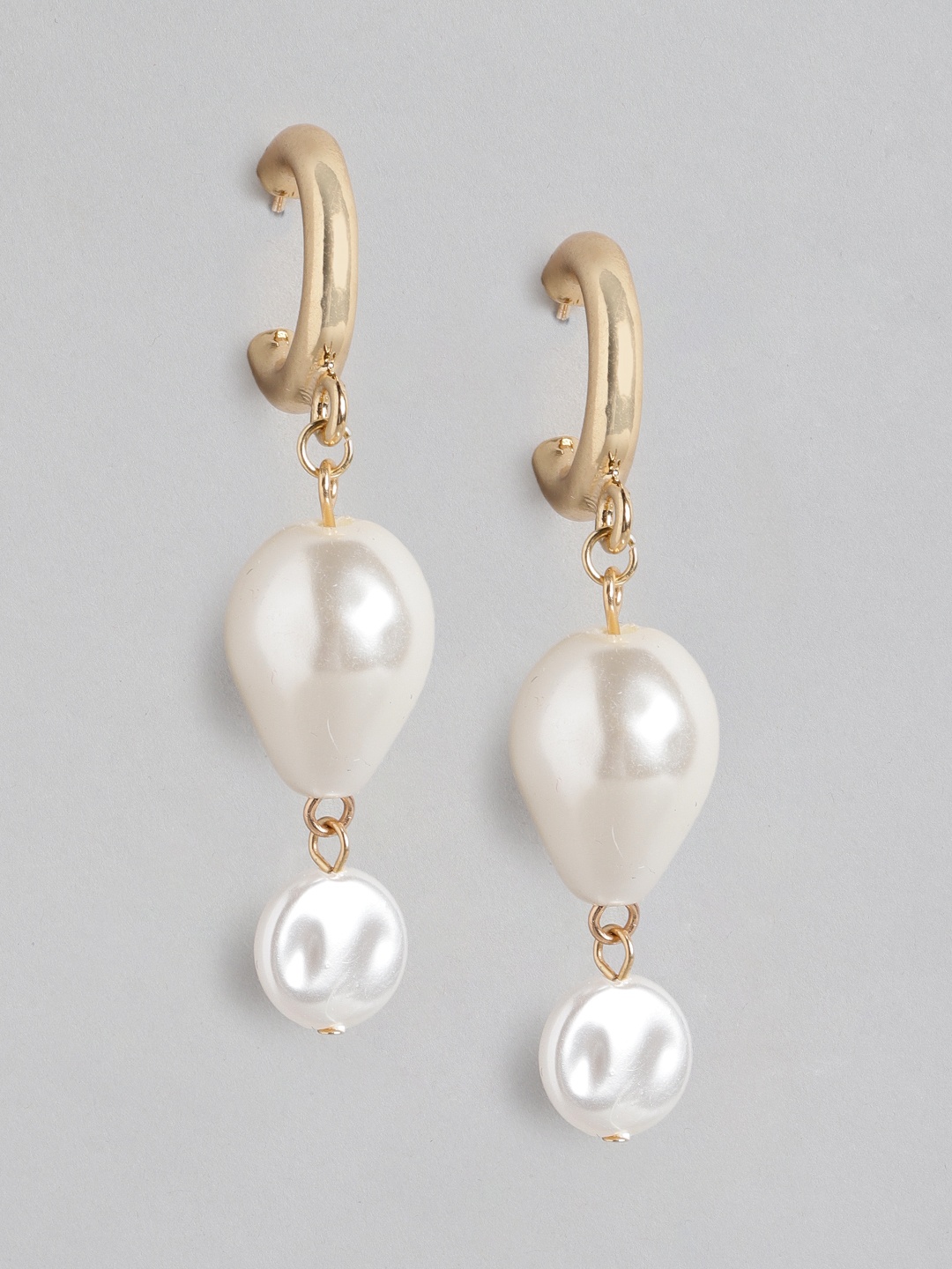 

Forever New Gold-Toned & Off White Teardrop Shaped Drop Earrings