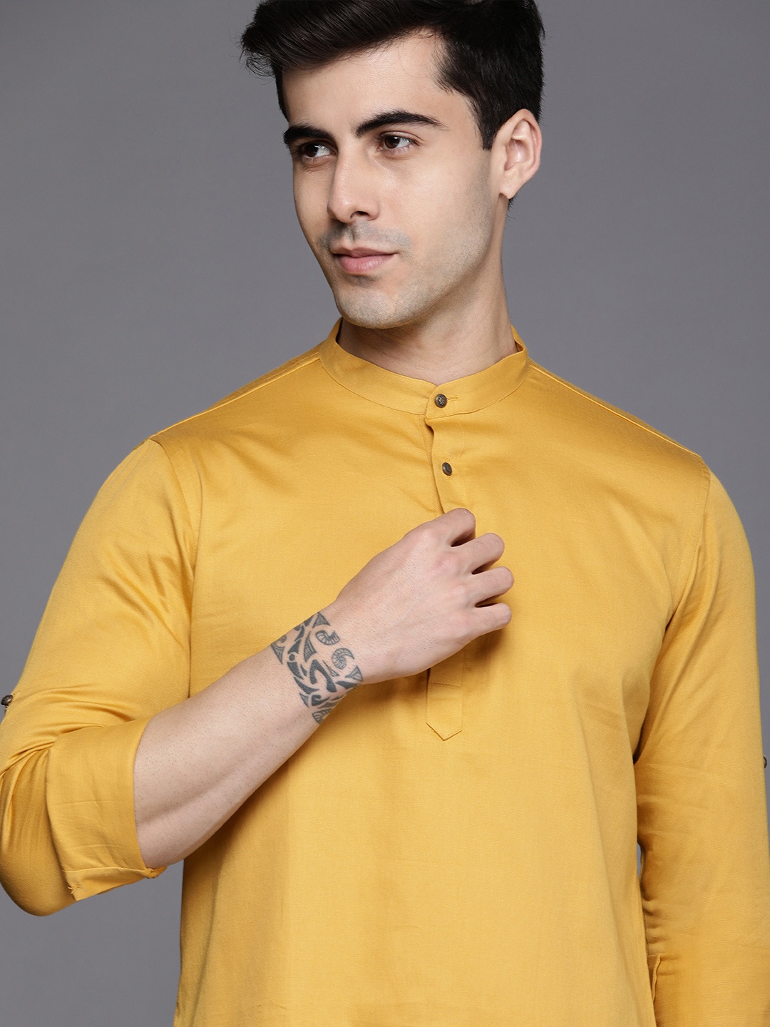 

Manyavar Men Mustard Yellow Solid Short Kurta