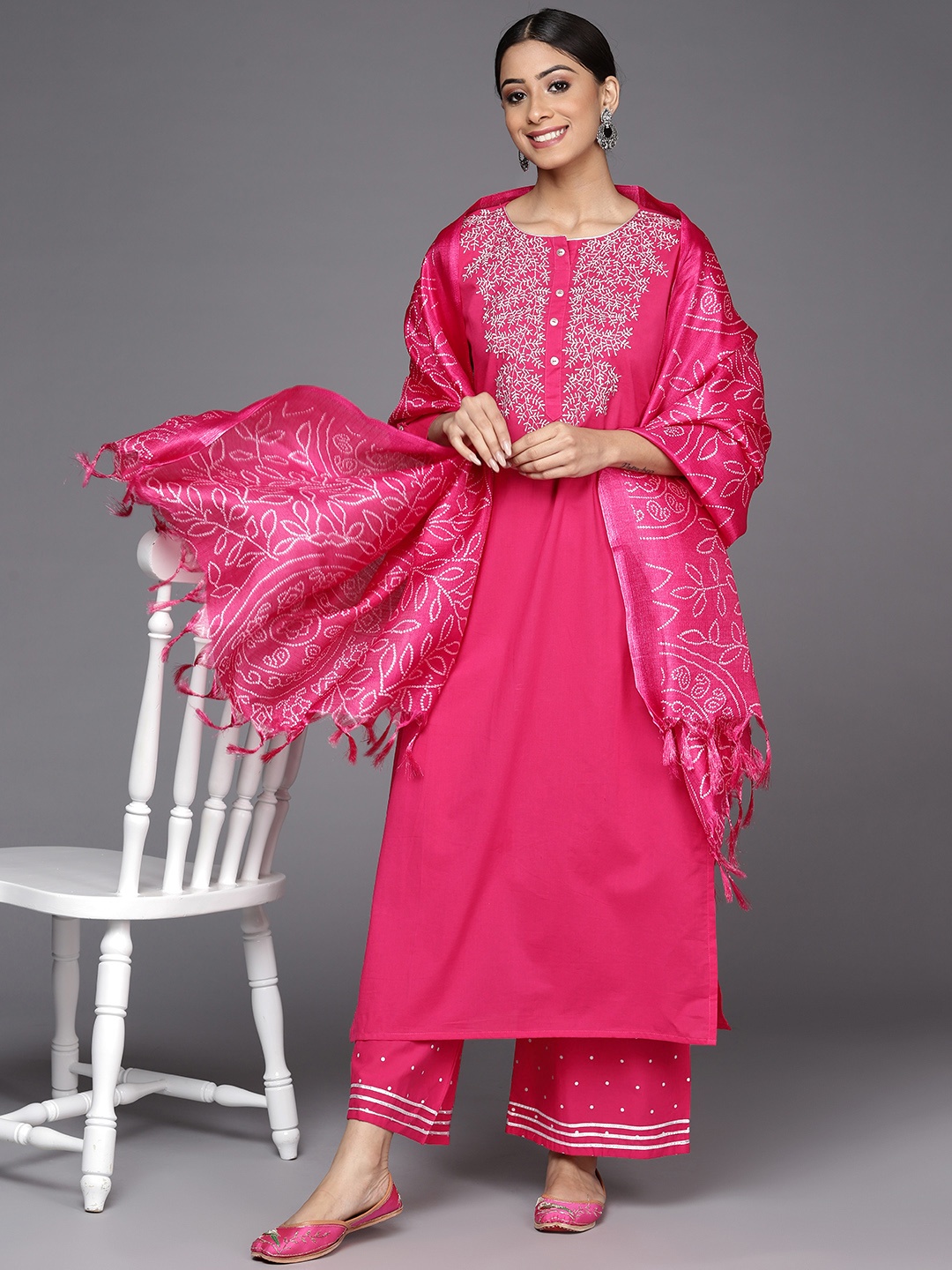 

Varanga Women Fuchsia Pink Ethnic Motifs Pure Cotton Kurta with Palazzos & With Dupatta