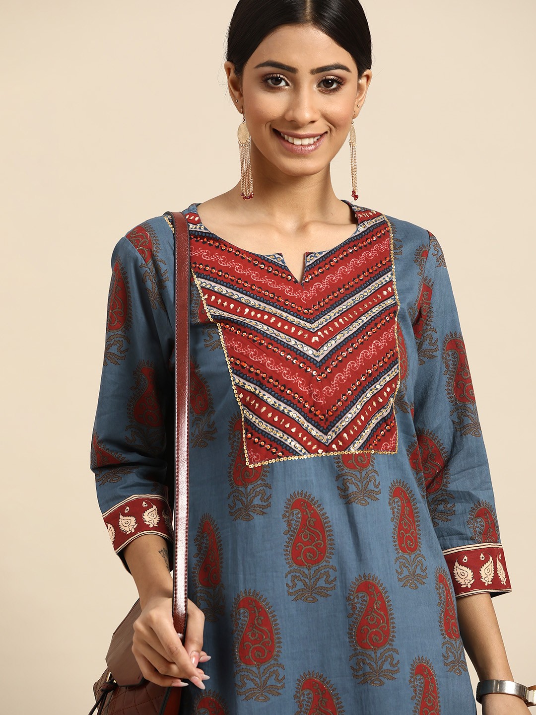 

Sangria Women Teal Blue & Maroon Pure Cotton Paisley Printed Kurta