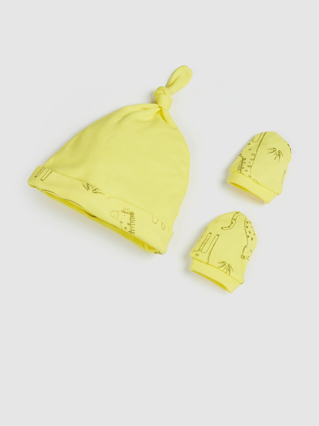 

max Boys Yellow Printed Cap with Mittens