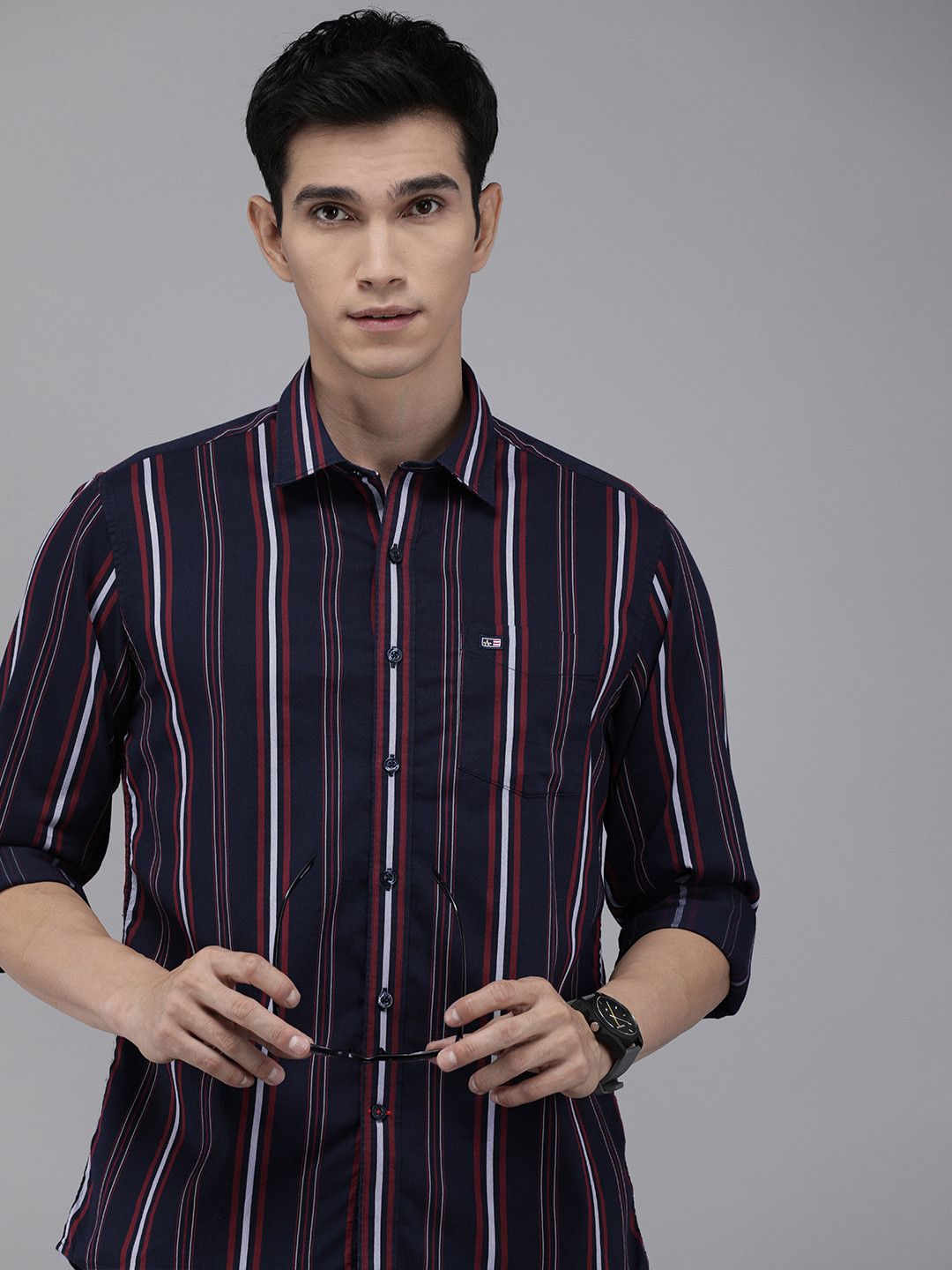 

Arrow Sport Men Navy Blue & Red Original Slim Fit Striped Pure Cotton