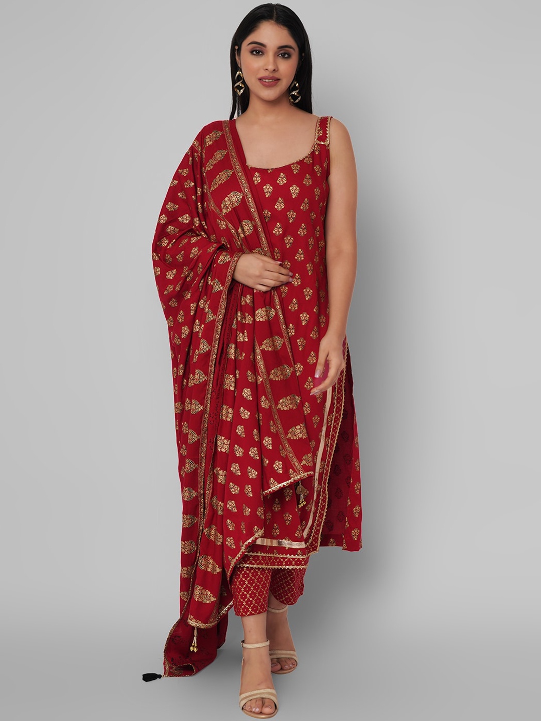 

KALINI Women Red Ethnic Motifs Embroidered Gotta Patti Kurti with Trousers & With Dupatta