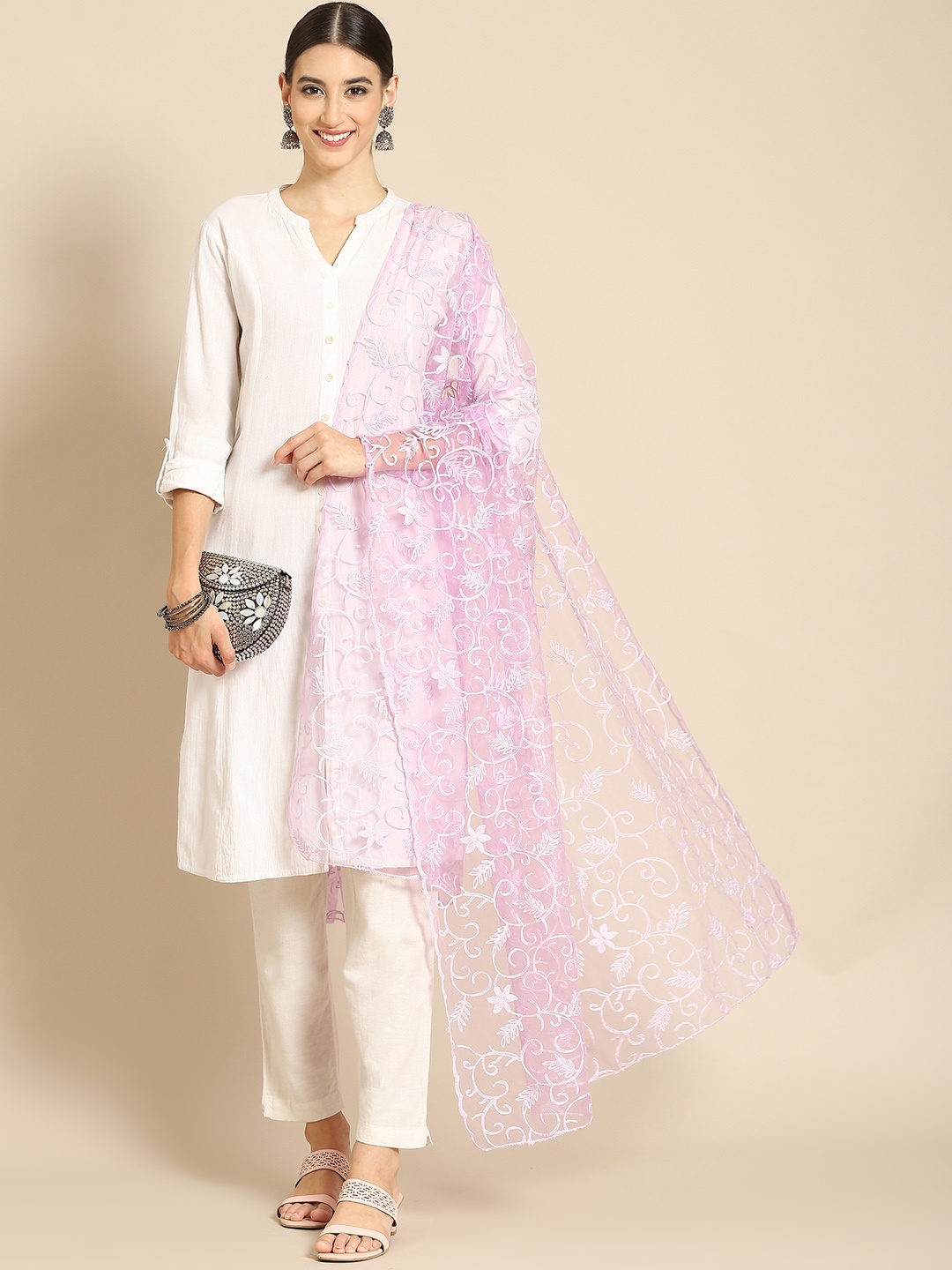 

Saadgi Lavender Ethnic Motifs Embroidered Dupatta with Chikankari
