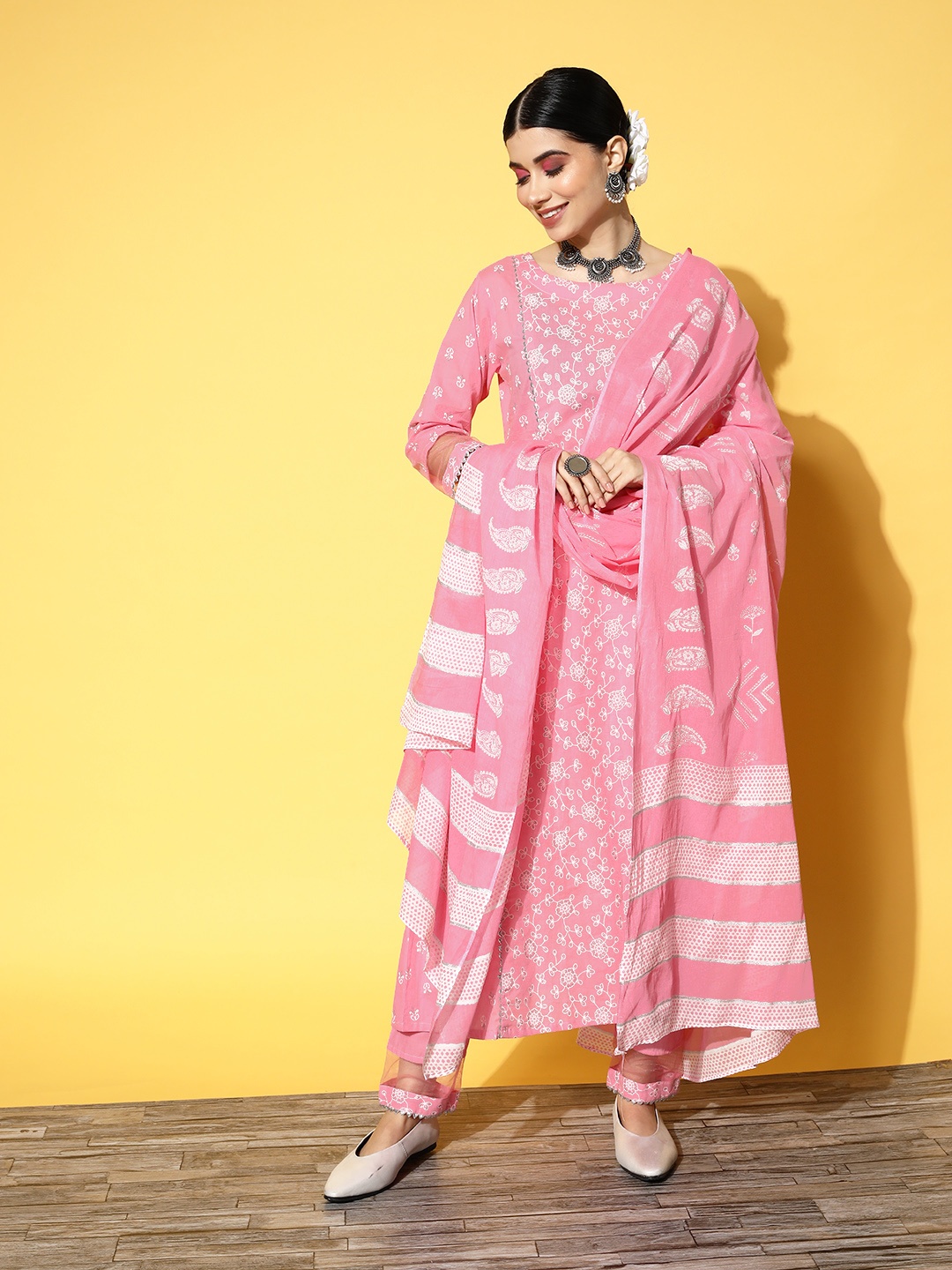 

Indo Era Women Pink Ethnic Motifs Printed Kurta with Trousers & With Dupatta