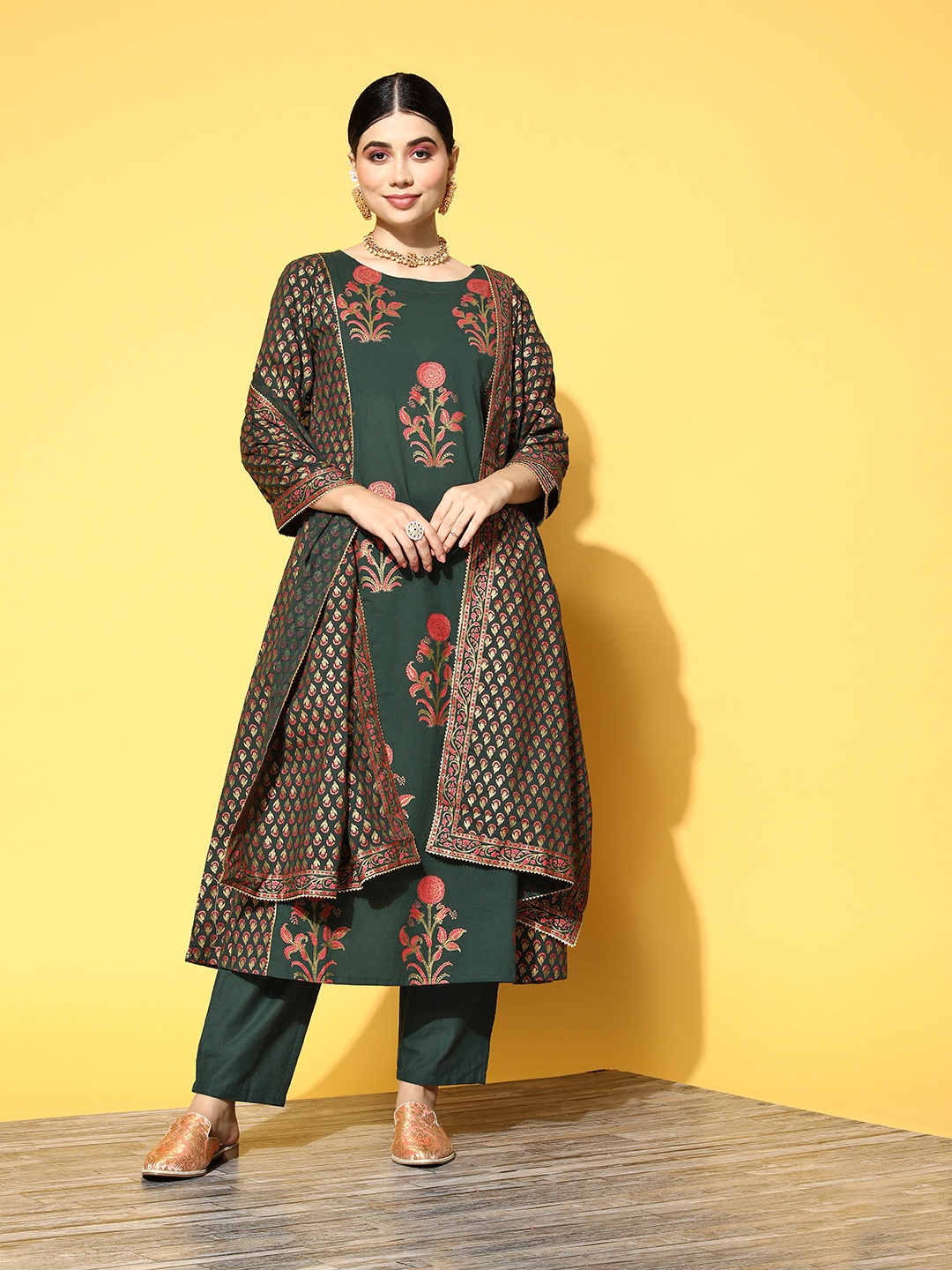 

Indo Era Women Green Ethnic Motifs Printed Kurta with Trousers & With Dupatta