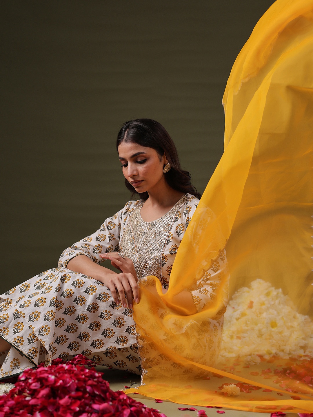 

Indo Era Women Off White Ethnic Motifs Embroidered Kurta with Palazzos & With Dupatta