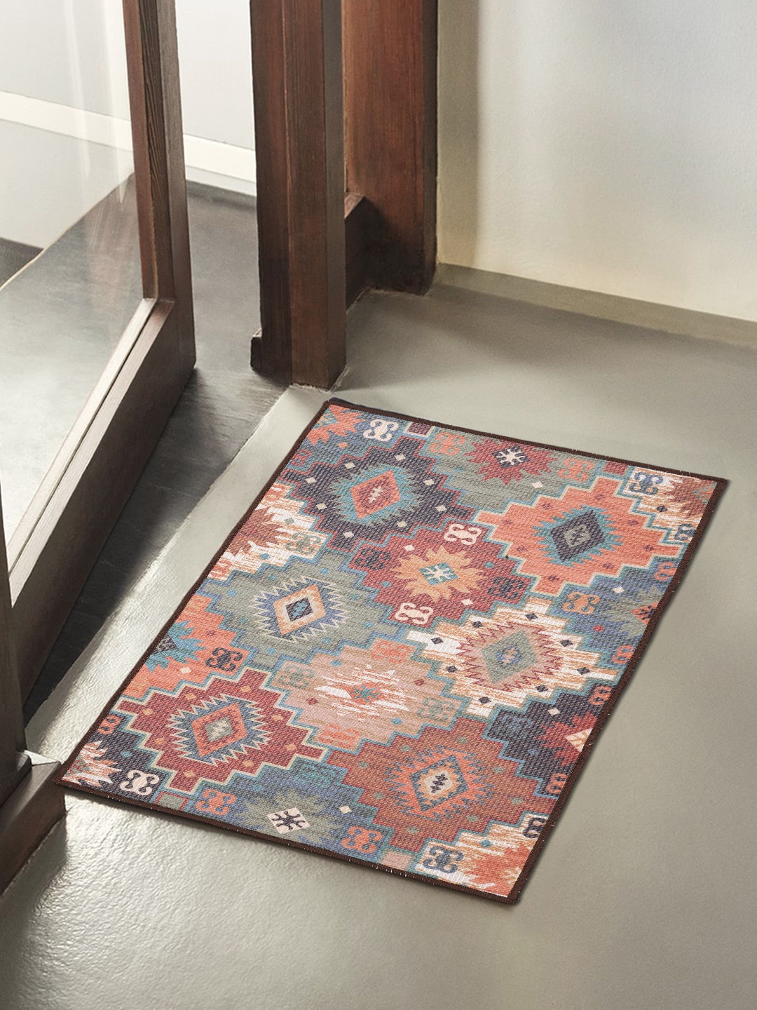 

Soumya Red & Green Printed Latex Backing Anti-Skid Water Absorbent Door Mat