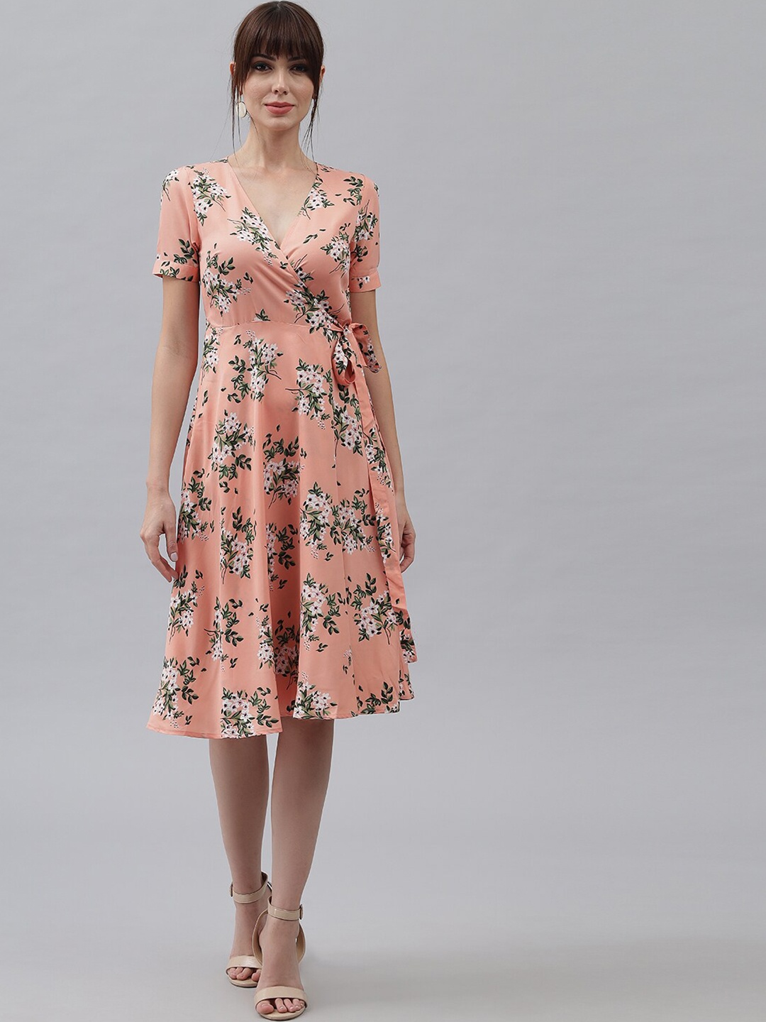 

emeros Peach-Coloured Floral Crepe Maternity Dress