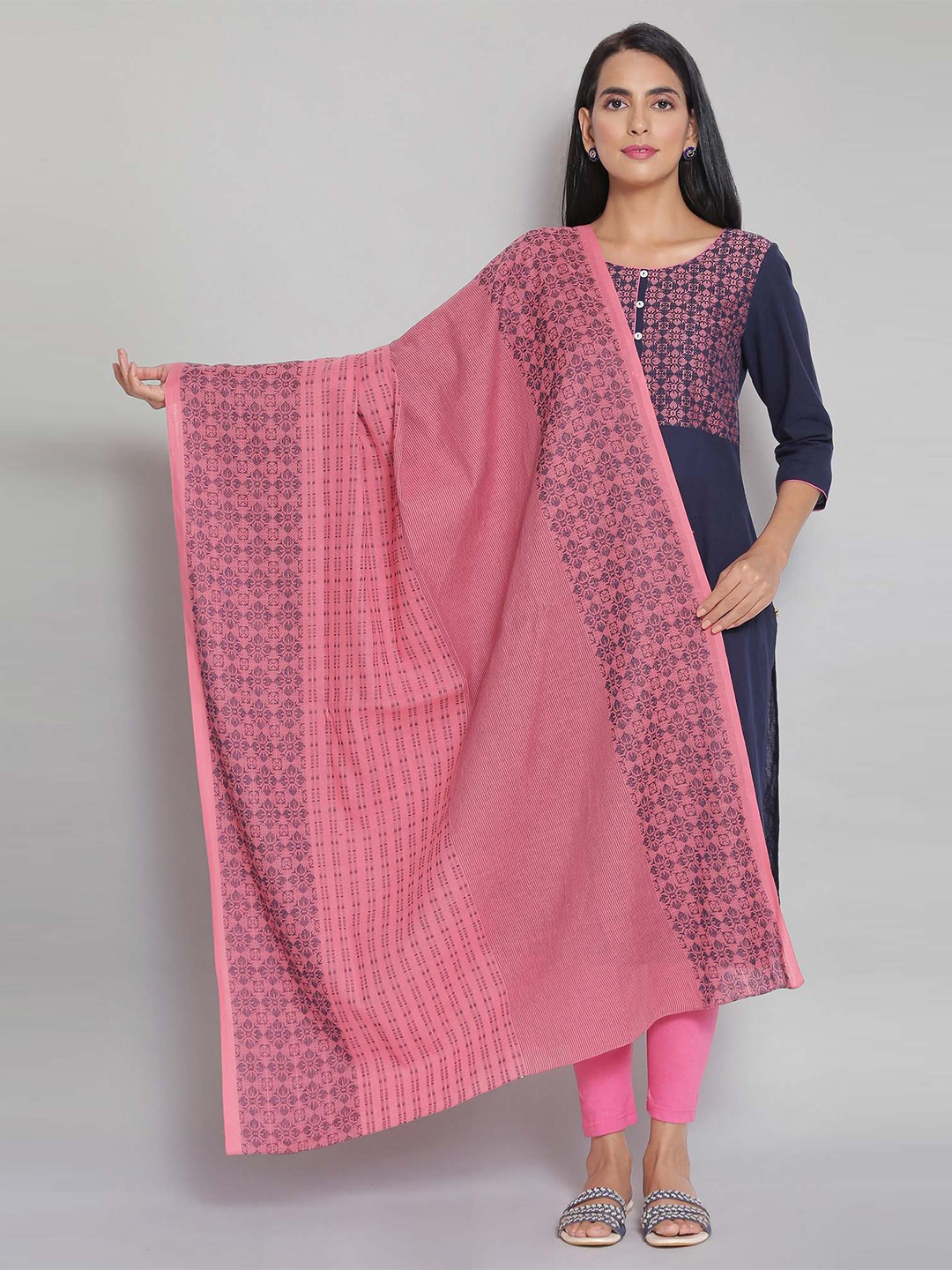 

AURELIA Pink & Blue Printed Pure Cotton Dupatta