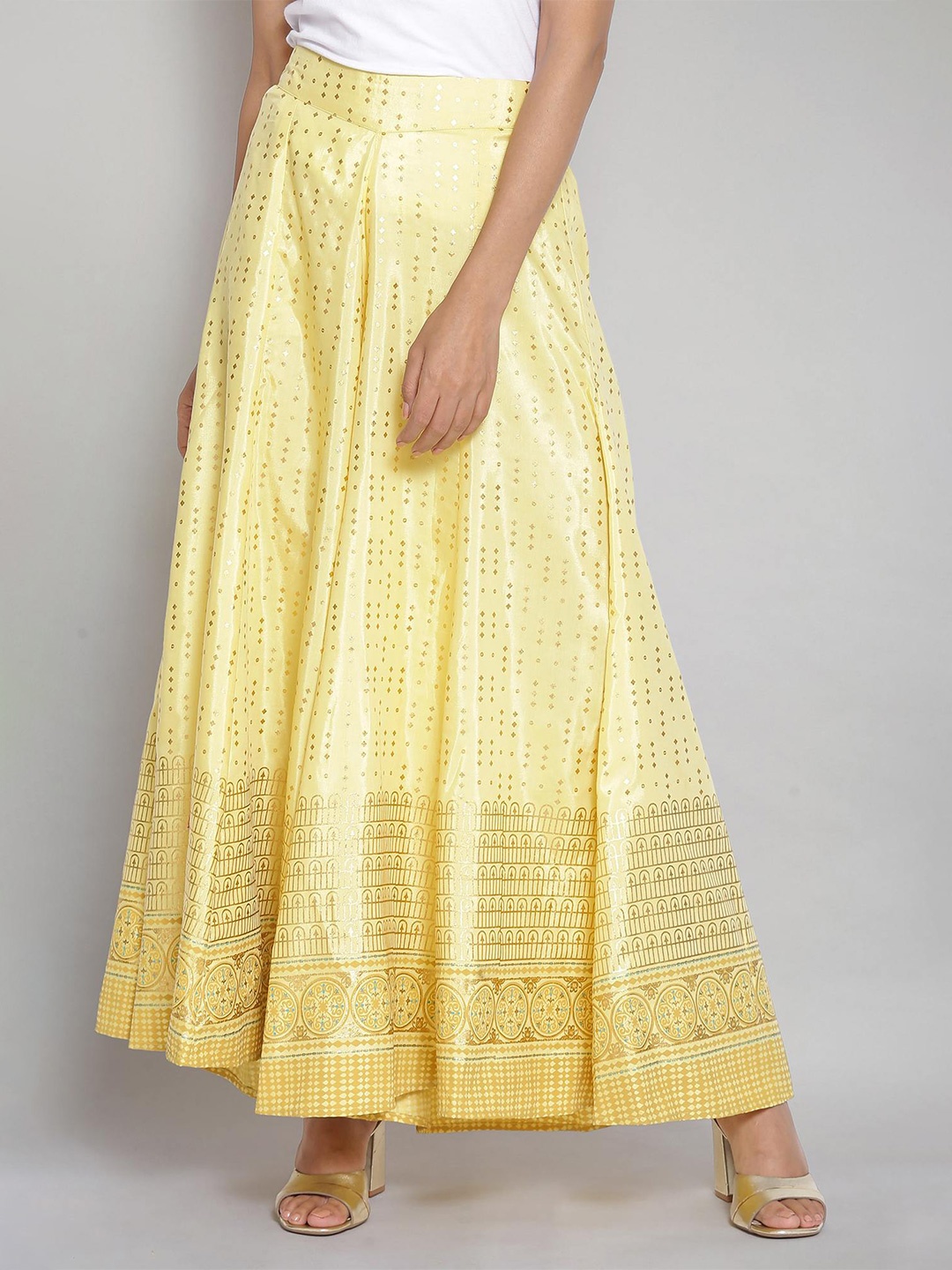 

AURELIA Women Yellow & Gold-Toned Ethnic Motifs Printed Flared Palazzos