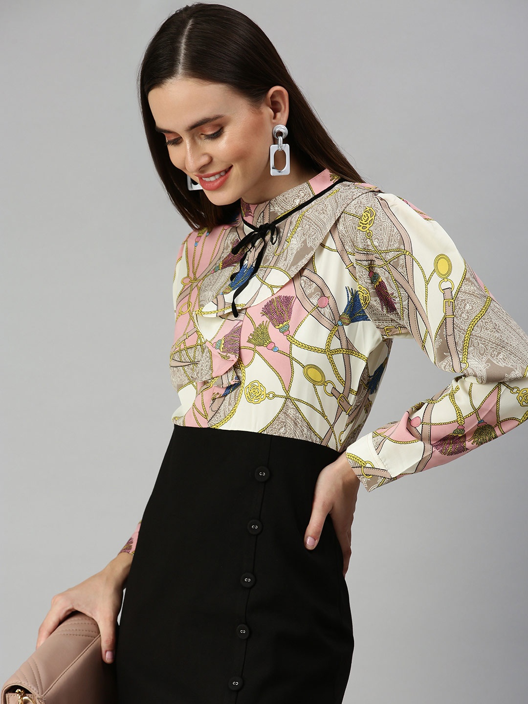 

SHOWOFF Black Floral Blouson Dress
