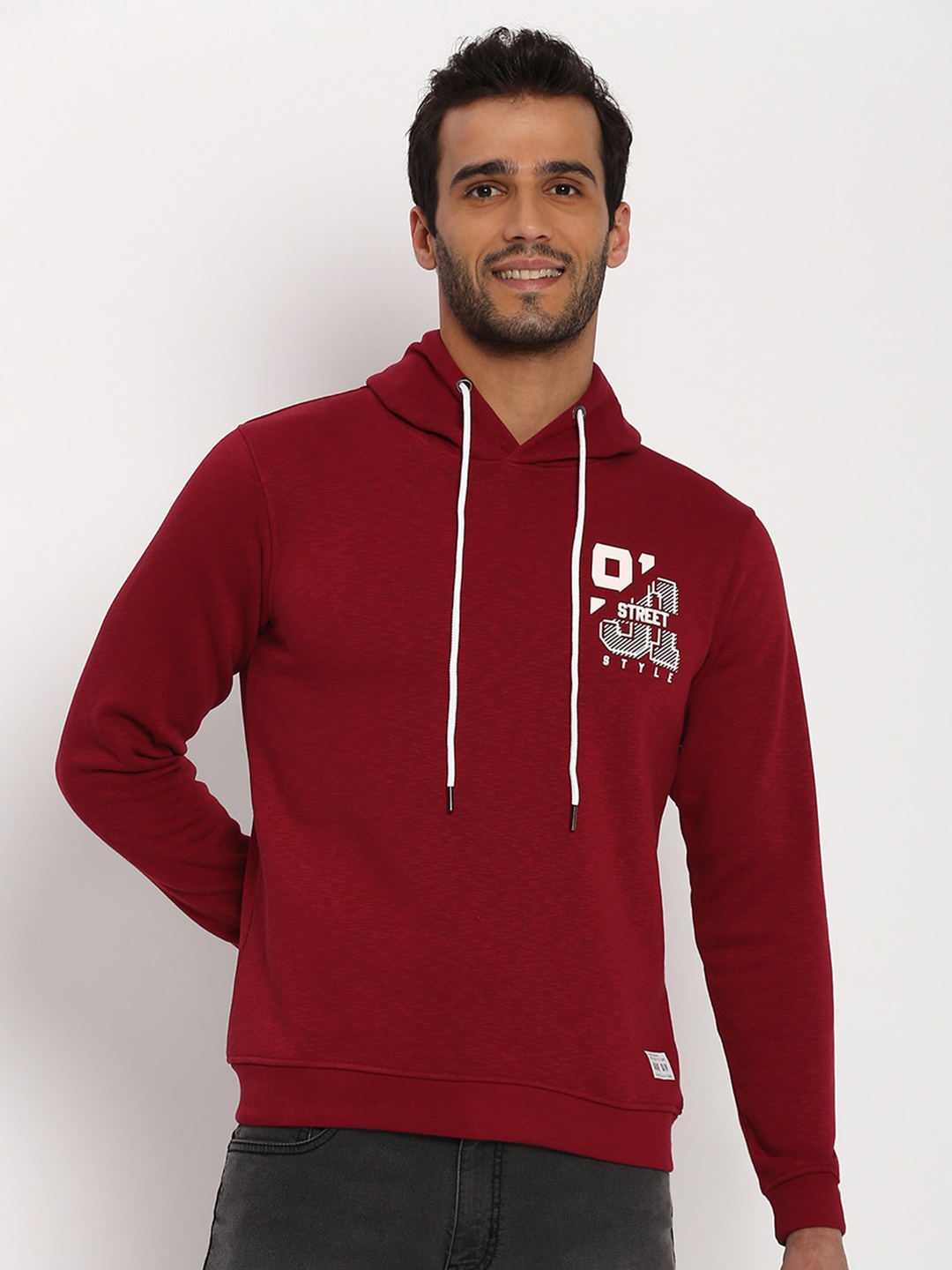 

abof Men Maroon Printed Hooded Sweatshirt