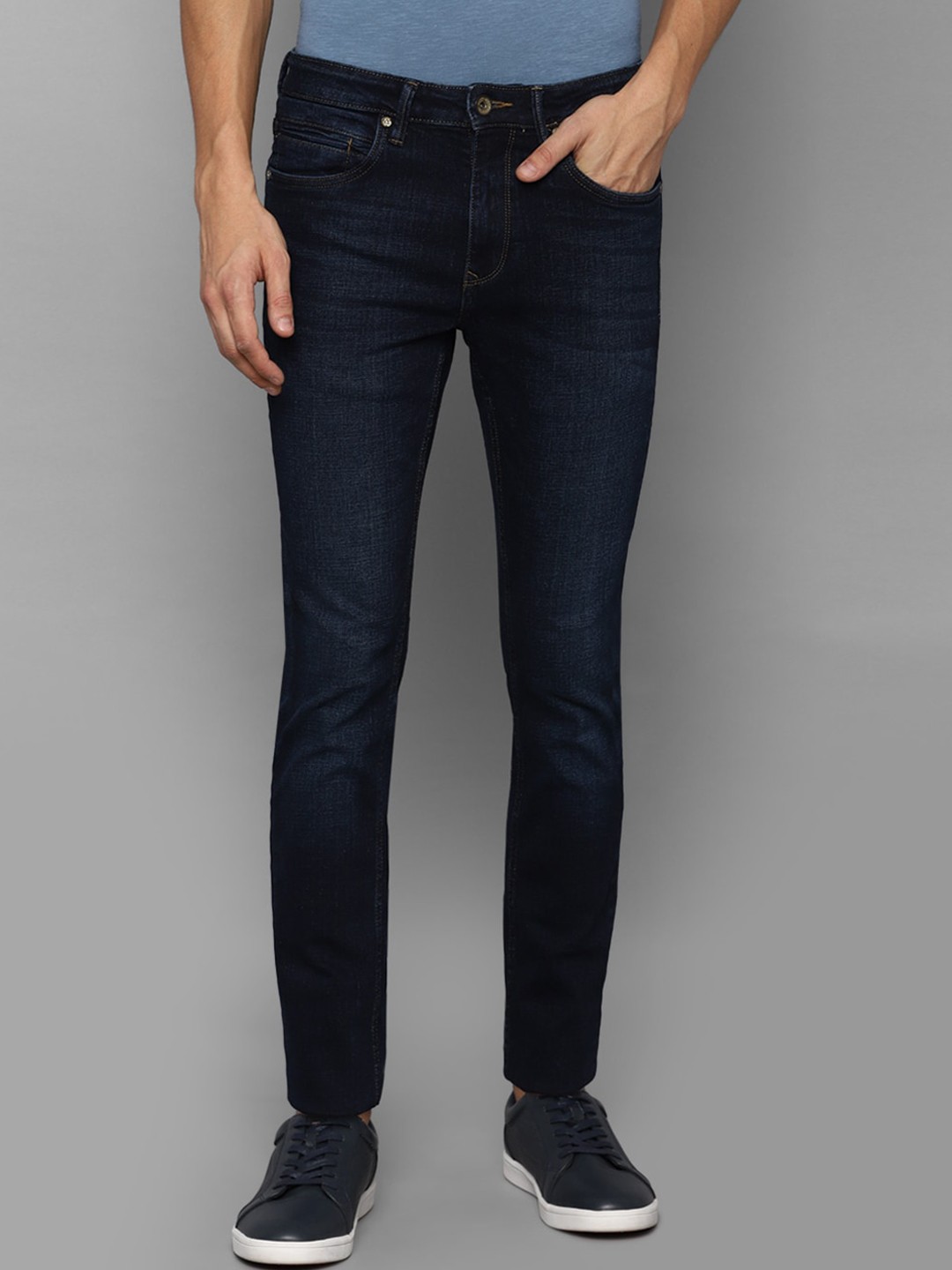 

Louis Philippe Jeans Men Navy Blue Slim Fit Light Fade Jeans