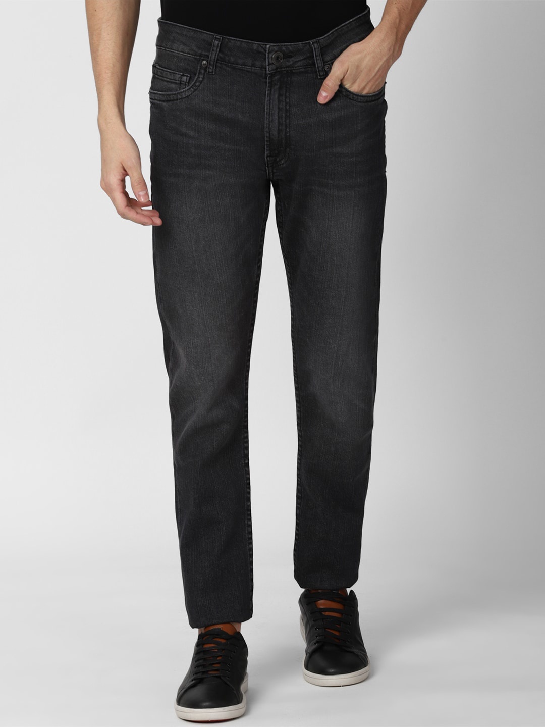 

Peter England Casuals Men Black Slim Fit Heavy Fade Jeans