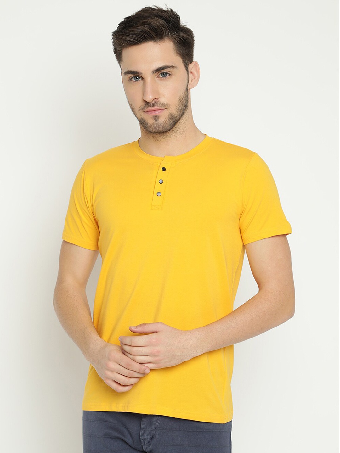 

V2 Value & Variety Men Mustard Yellow T-shirt