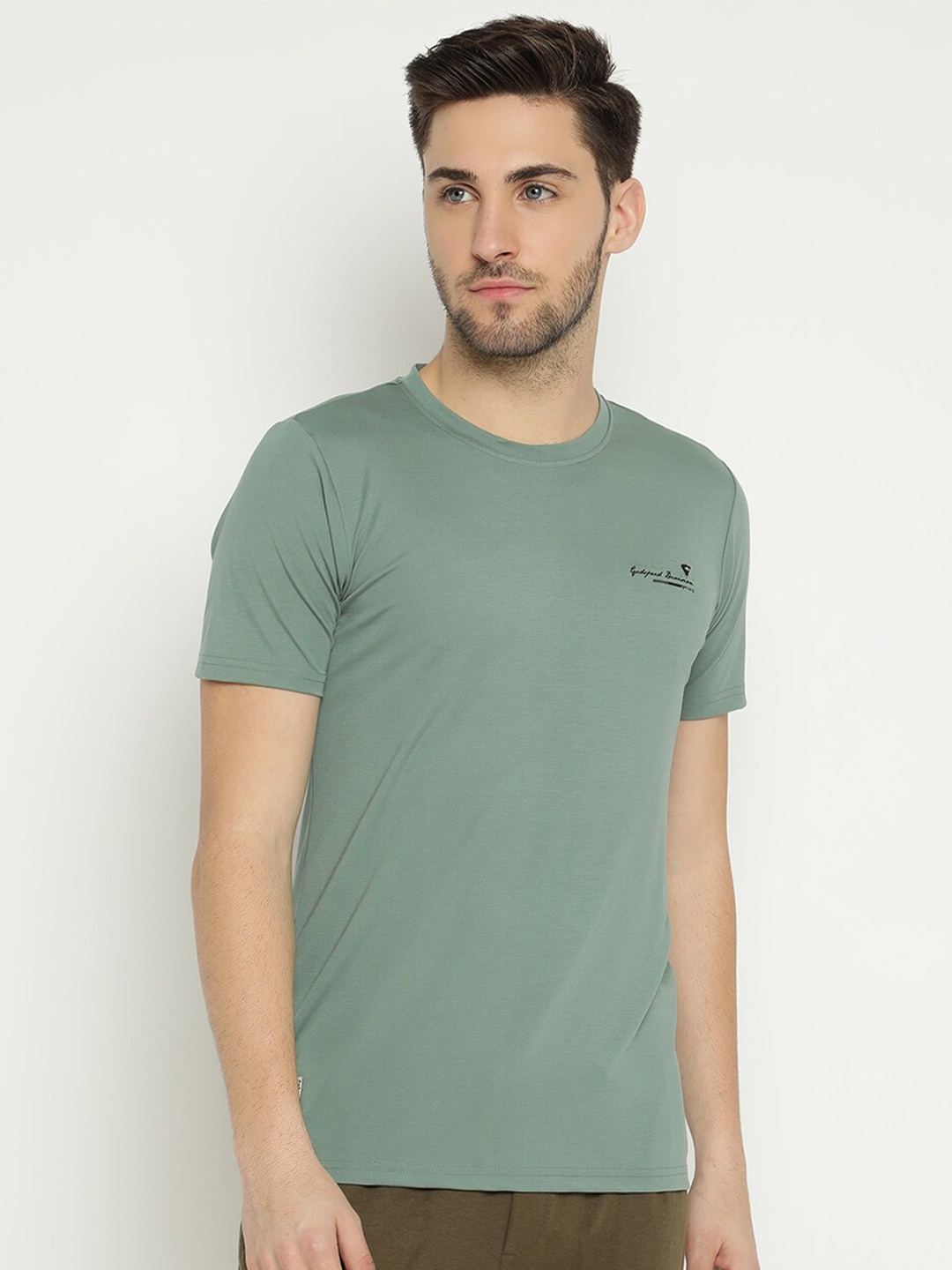 

V2 Value & Variety Men Green Typography T-shirt