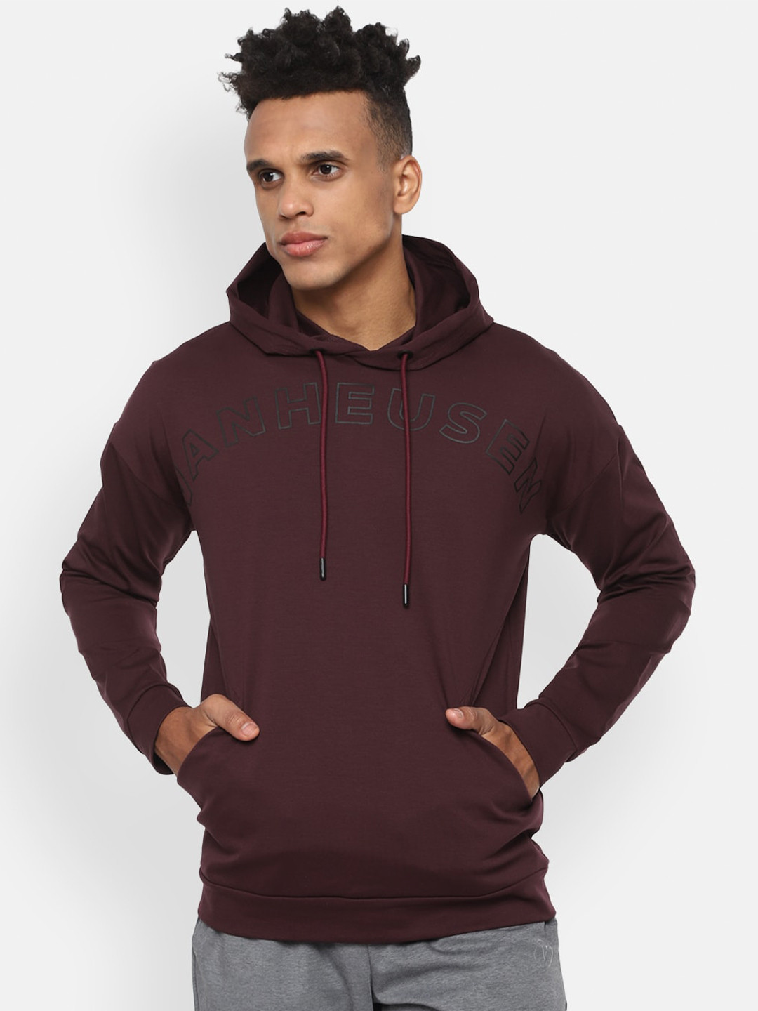 

Van Heusen Flex Men Maroon Printed Hooded Running Sweatshirt