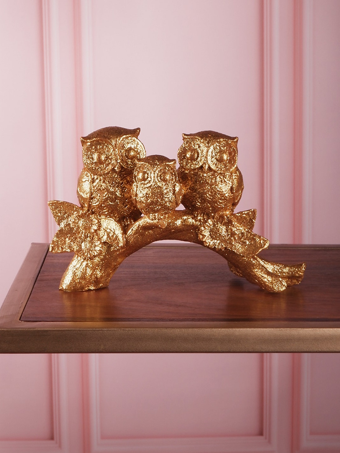 

THE WHITE INK DECOR Gold Owl Family Showpieces