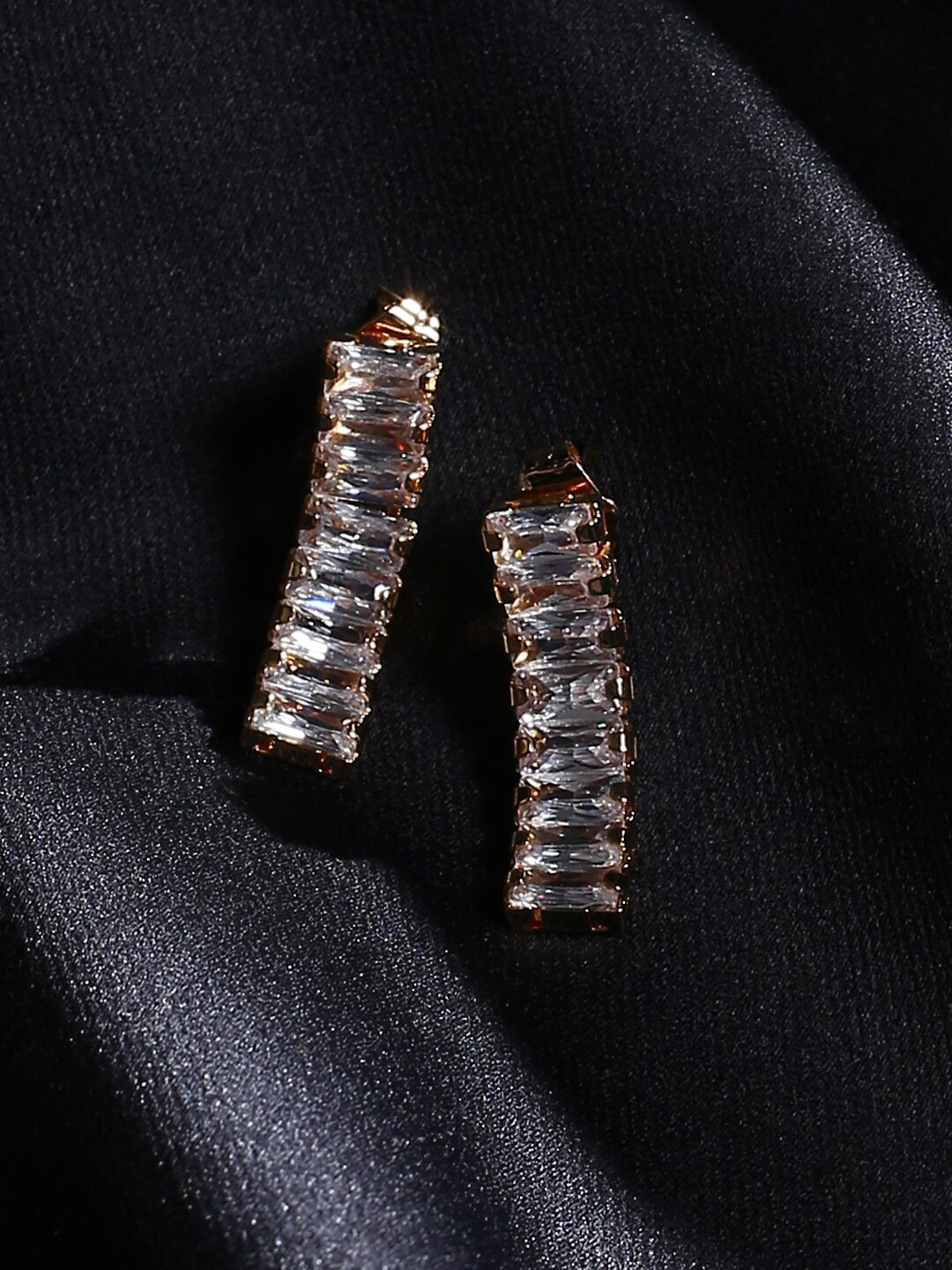 

justpeachy Gold-Toned Contemporary Half Hoop Earrings