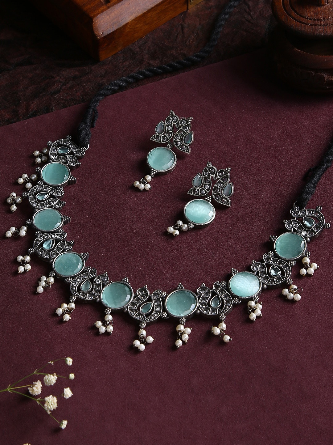 

justpeachy Silver-Plated Blue & White Stone-Studded & Beaded Jewellery Set