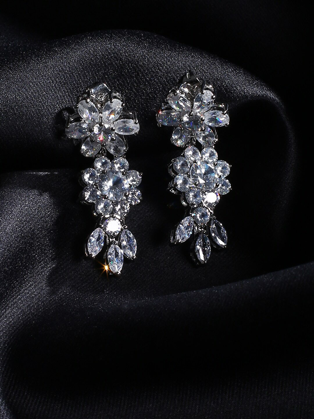 

justpeachy Silver-Toned Contemporary Drop Earrings