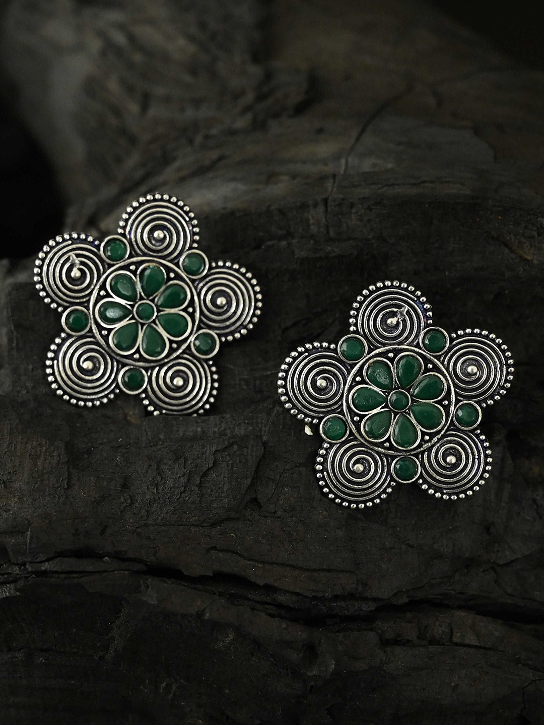 

justpeachy Silver-Toned Contemporary Studs Earrings