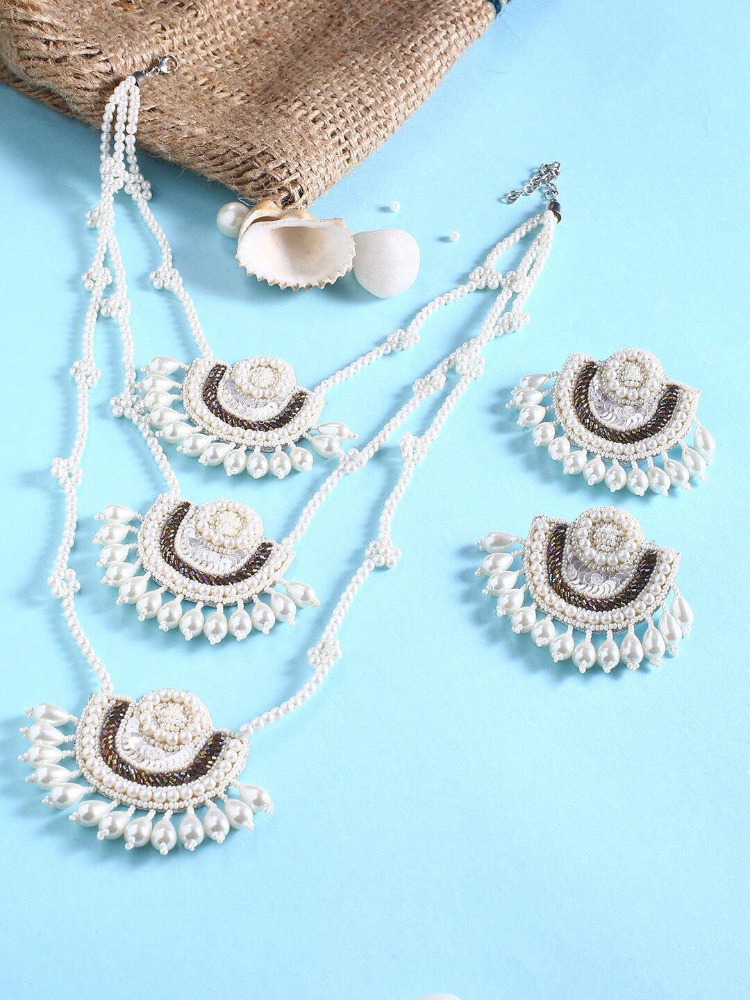 

justpeachy White & Black Beaded Jewellery Set