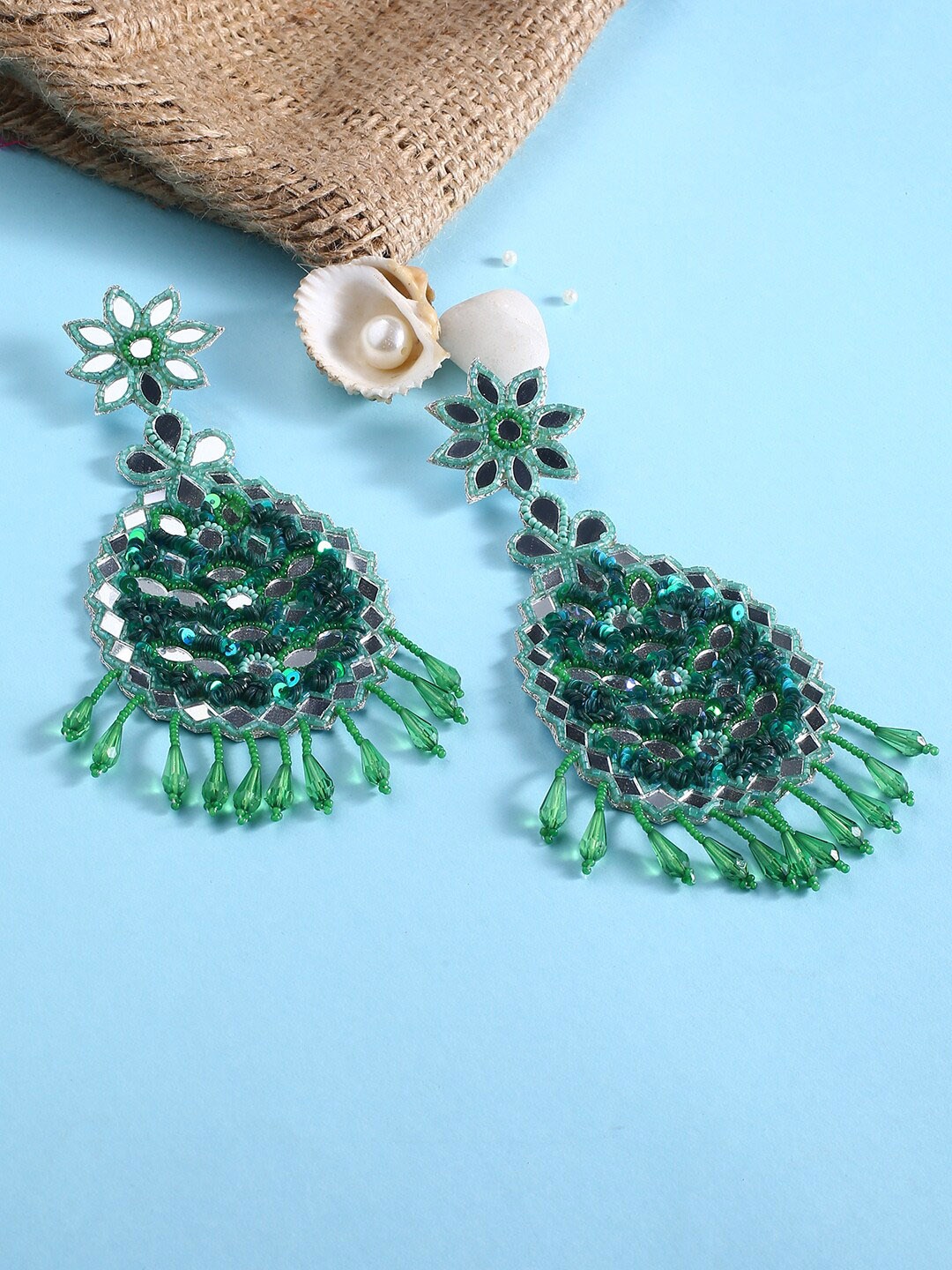 

justpeachy Green Contemporary Drop Earrings