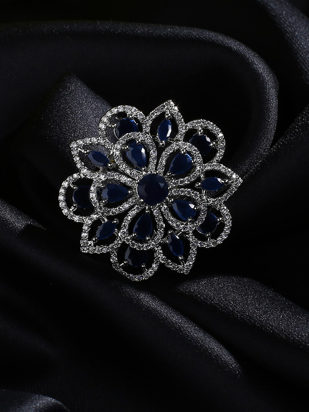 

justpeachy Silver-Plated & Green American Diamond Studded Flower Ring