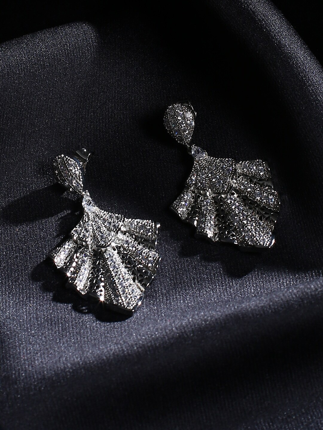 

justpeachy Silver-Toned Contemporary Drop Earrings