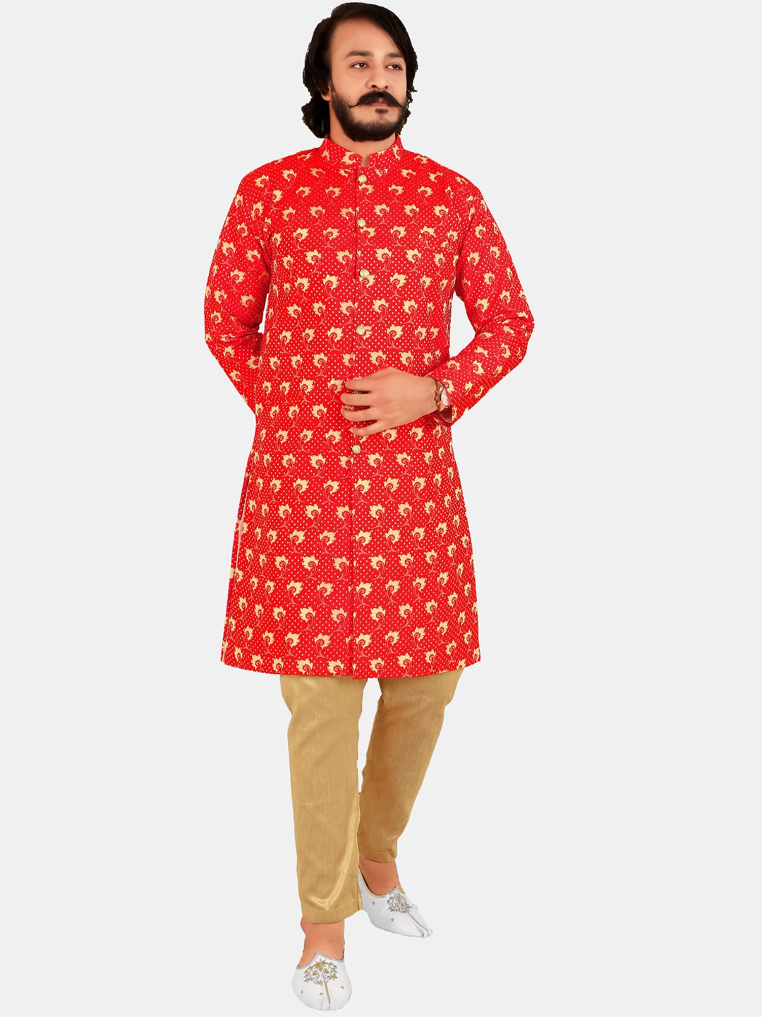 

amzira Men Red & Gold-Coloured Woven-Design Sherwani Set
