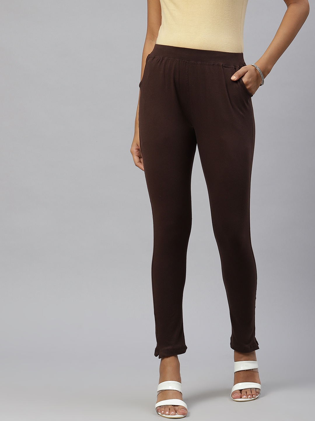 

Rang Gali Women Olive Brown Smart Slim Fit High-Rise Easy Wash Trousers