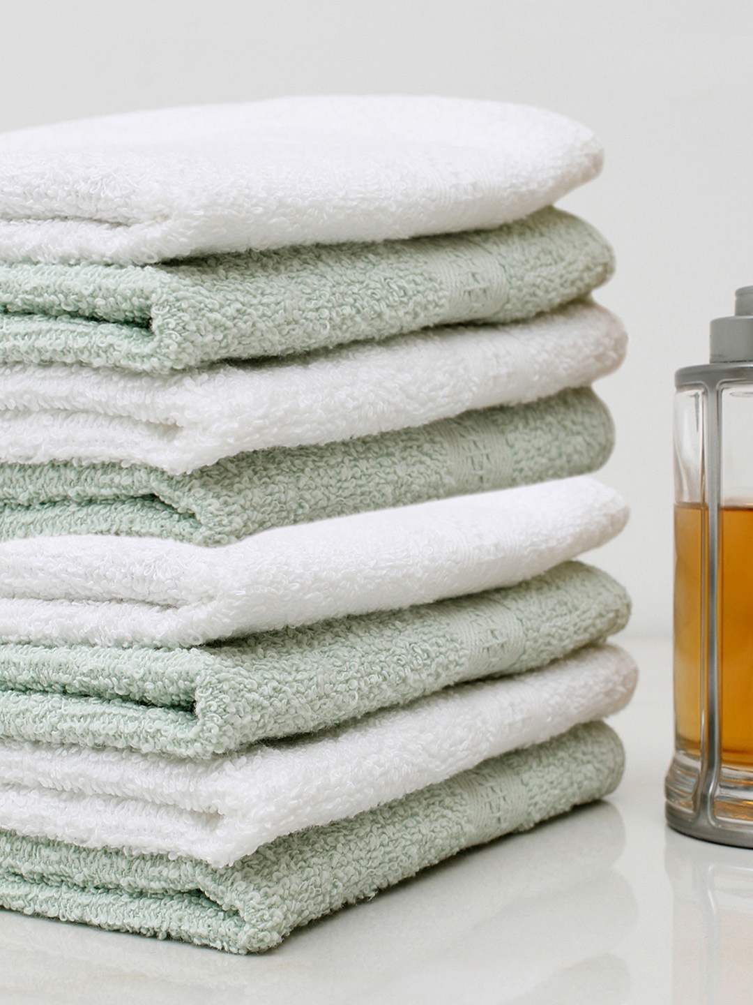 

AVI Living Pack of 8 White & Mint 450 GSM Anti Microbial Cotton Face Towel