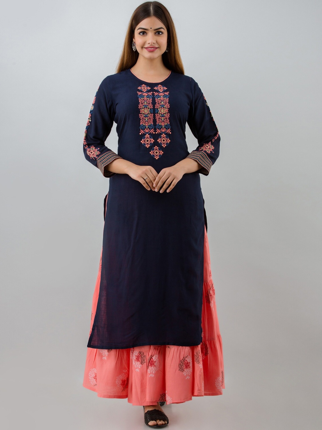 

ROOPWATI FASHION Women Navy Blue Embroidered Panelled Thread Work Kurti with Skirt & With Dupatta