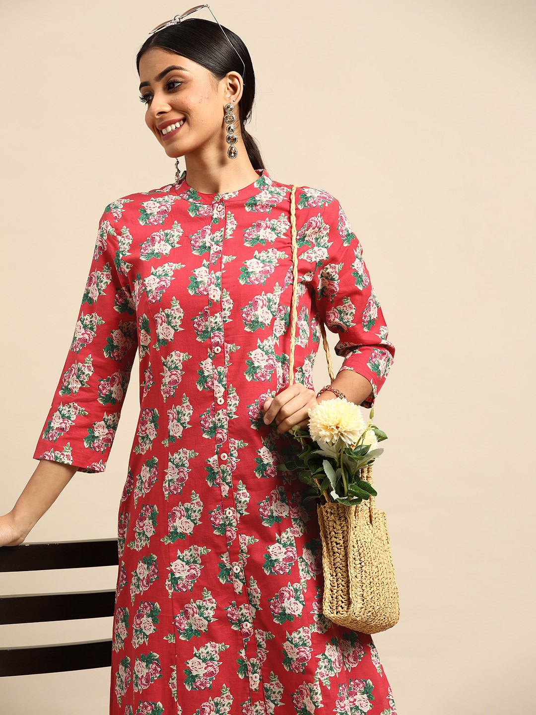 

Anouk Women Red & Green Pure Cotton Floral Printed Kurta