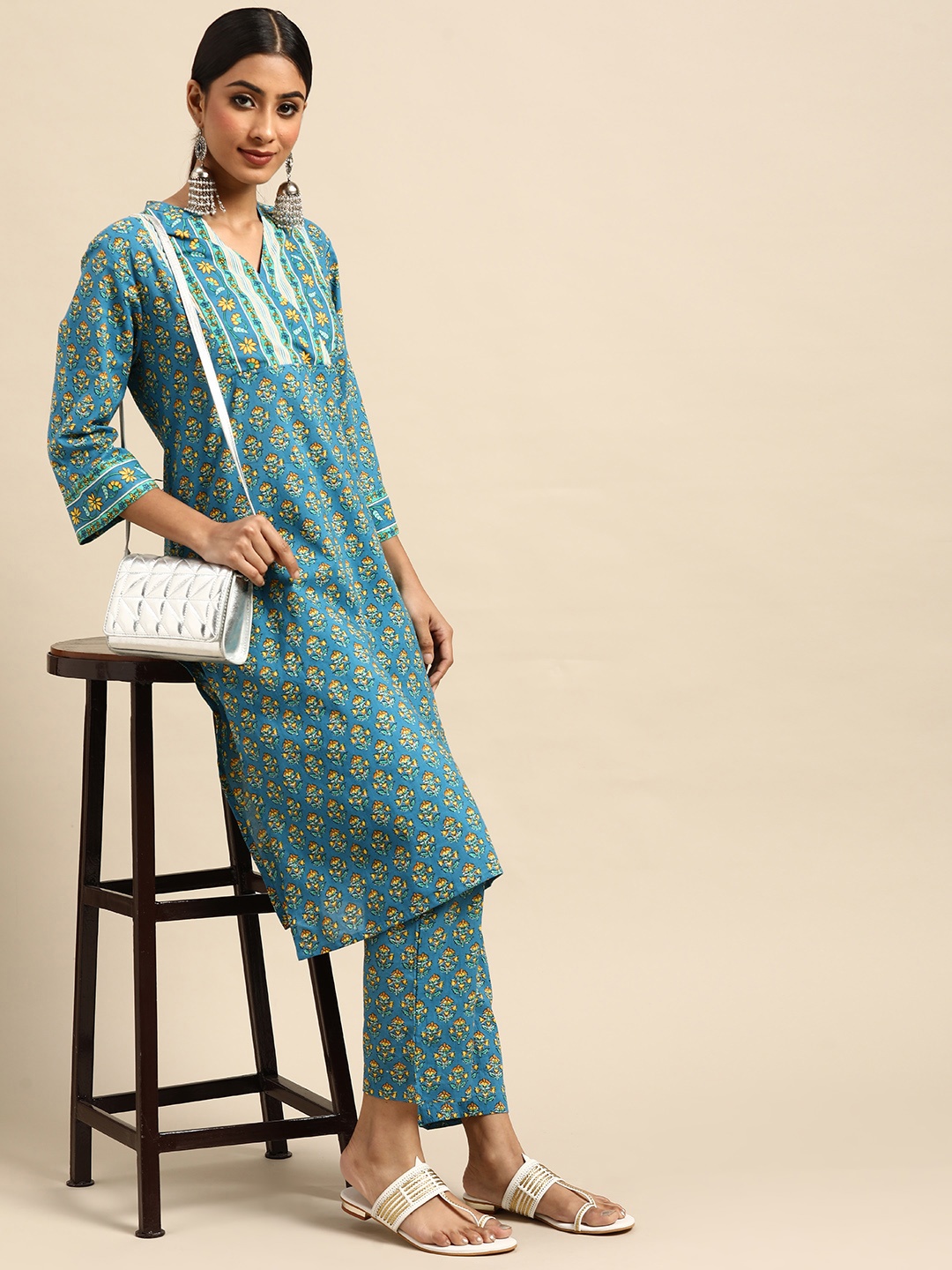 

Anouk Women Blue Ethnic Motifs Printed Pure Cotton Kurta with Trousers