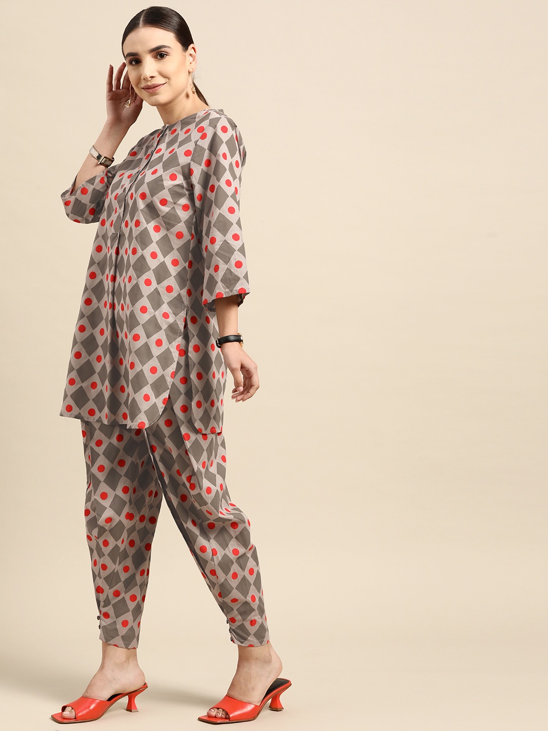 

Anouk Women Grey & Red Geometric Printed Pure Cotton Kurti with Dhoti Pants