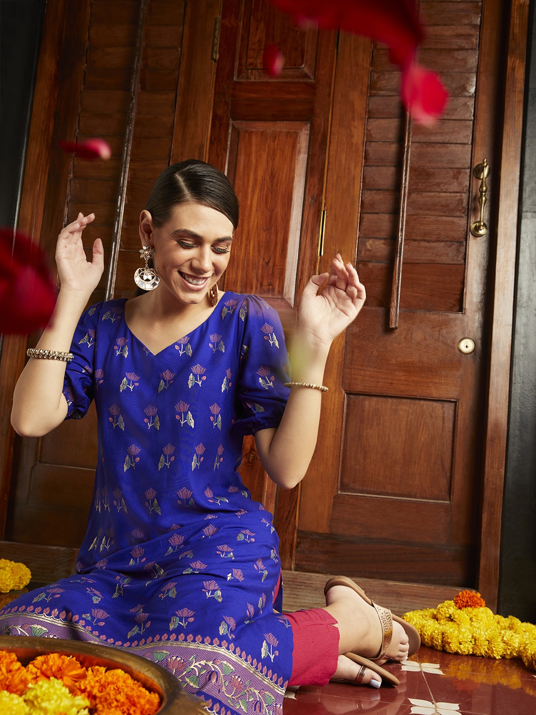 

Anouk Women Blue Ethnic Motifs Printed Kurta