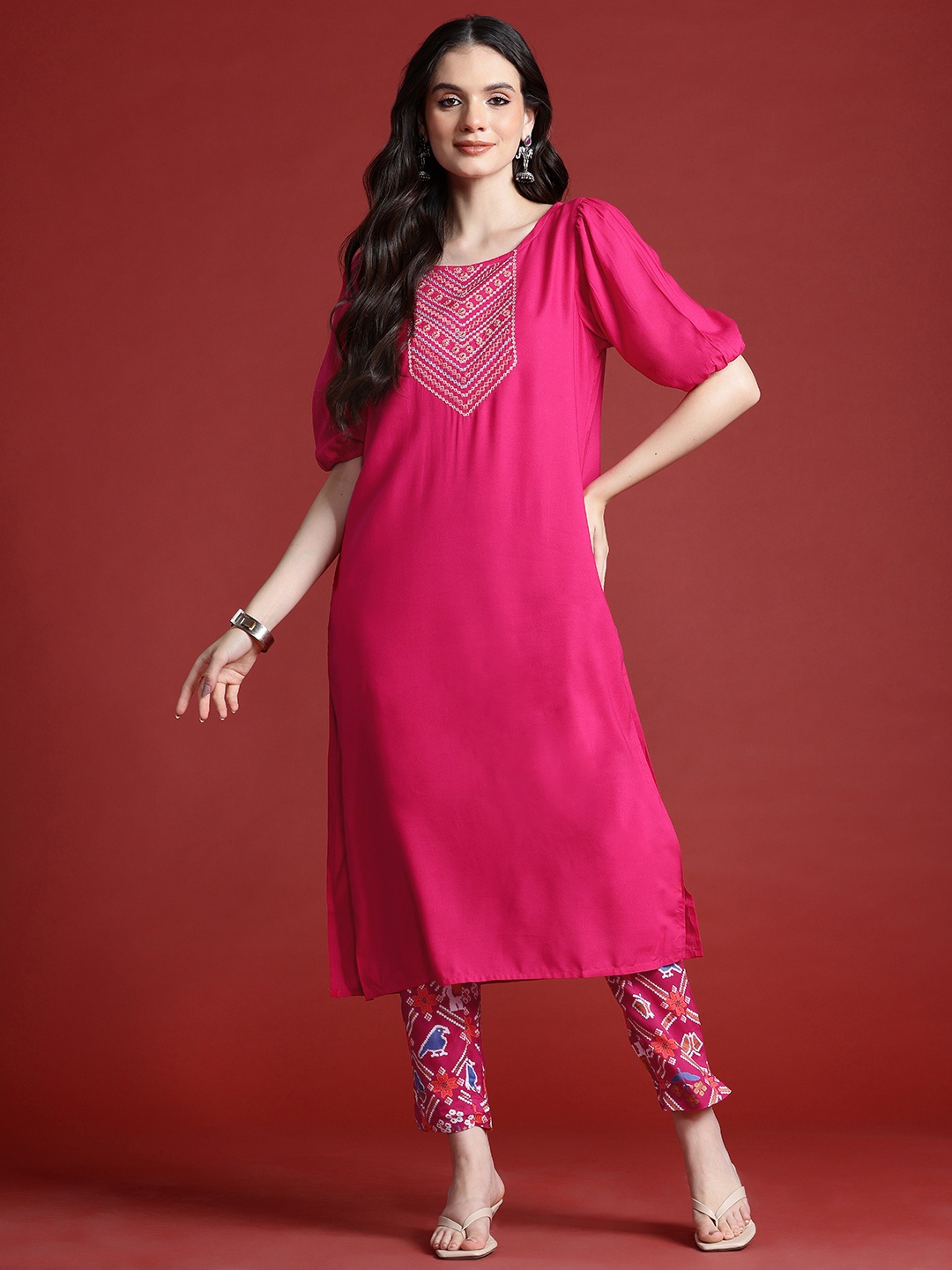 

Anouk Yoke Embroidered Kurta Set, Pink