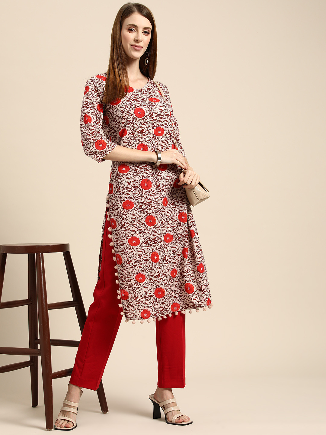 

Anouk Women Brown & Red Floral Printed Gotta Patti Kurta