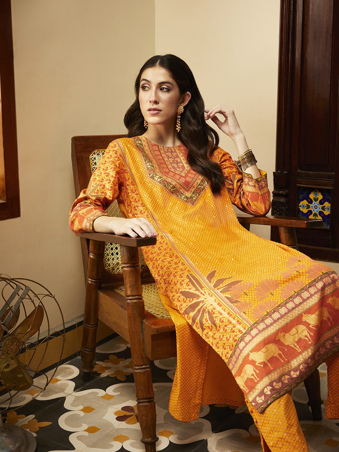 

Anouk Women Yellow & Red Geometric Print Regular Viscose Rayon Kurta with Trousers