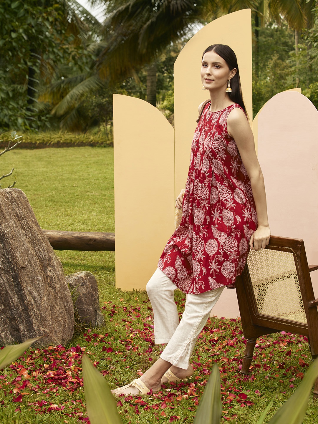 

Anouk Women Maroon & Off White Pure Cotton Printed Kurta